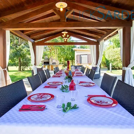 Clicksardegna Paradiso With Swimming Pool Large Garden And Tennis Court