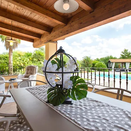 Paradiso With Swimming Pool Large Garden And Tennis Court Αλγκέρο