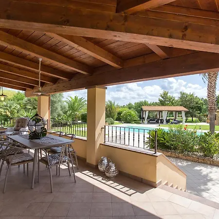 Paradiso With Swimming Pool Large Garden And Tennis Court