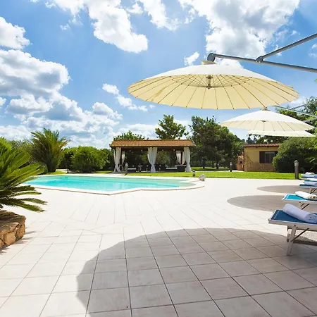 Paradiso With Swimming Pool Large Garden And Tennis Court *