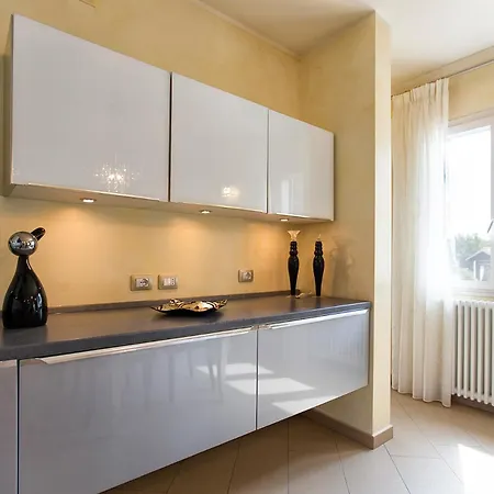 فيلة Clicksardegna Paradiso With Swimming Pool Large Garden And Tennis Court *