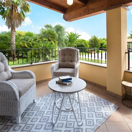 Villa Paradiso With Swimming Pool Large Garden And Tennis Court Alghero