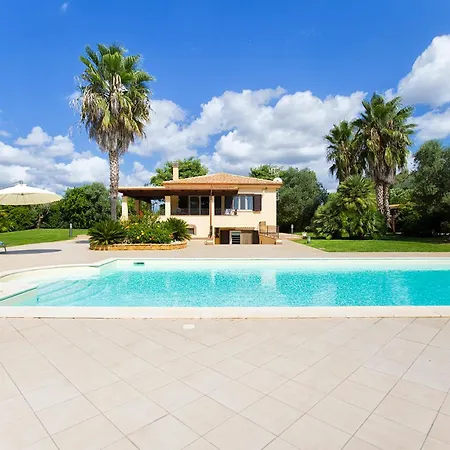 Clicksardegna Paradiso With Swimming Pool Large Garden And Tennis Court