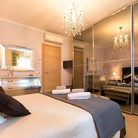 Villa Paradiso With Swimming Pool Large Garden And Tennis Court Alghero