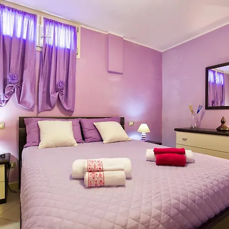 Paradiso With Swimming Pool Large Garden And Tennis Court *