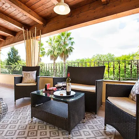 Paradiso With Swimming Pool Large Garden And Tennis Court Villa *