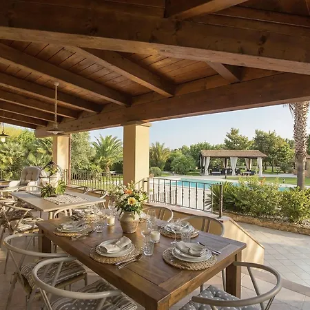 Clicksardegna Paradiso With Swimming Pool Large Garden And Tennis Court Villa