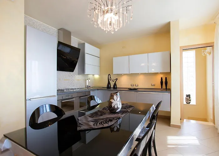 Villa Clicksardegna Paradiso With Swimming Pool Large Garden And Tennis Court Alghero