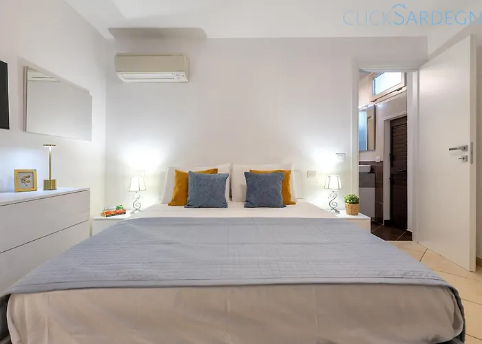 Clicksardegna Paradiso With Swimming Pool Large Garden And Tennis Court Вилла